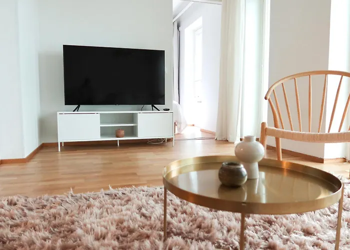 Henniina V Rautatieasema - Free Parking דירה *